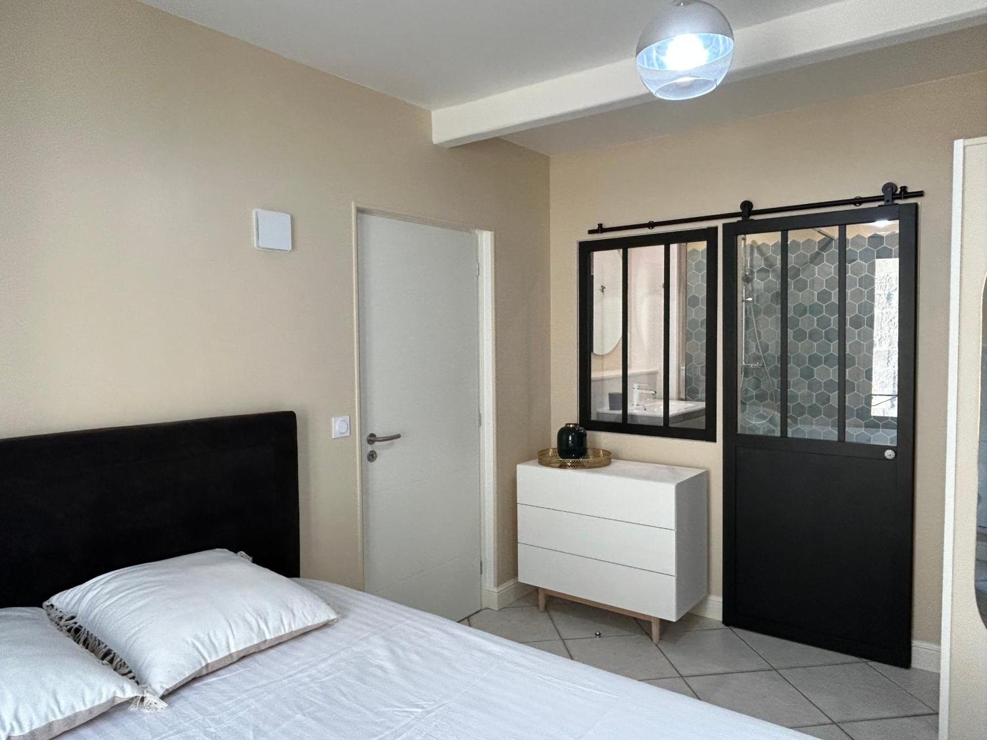 T2 Renove Proche Des Arenes Apartman Saintes Kültér fotó